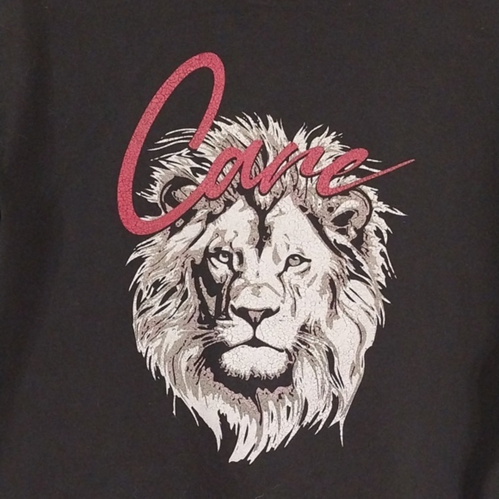 Care Tucker NWT Marlie Tee Care Lion‎ T-Shirt Size Medium Black Boxy Retro-Chic